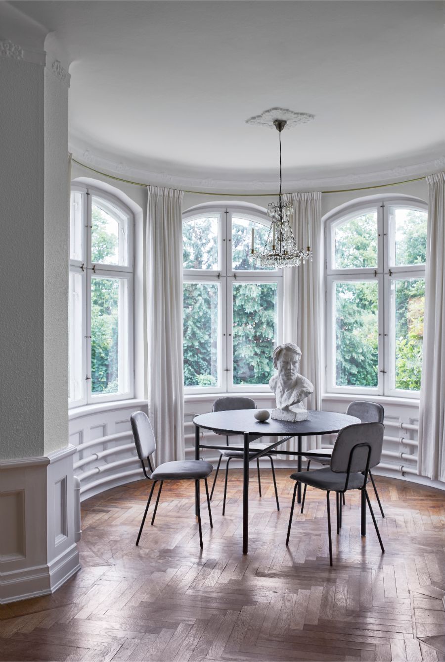 Masa de sufragerie SKYE 126CM