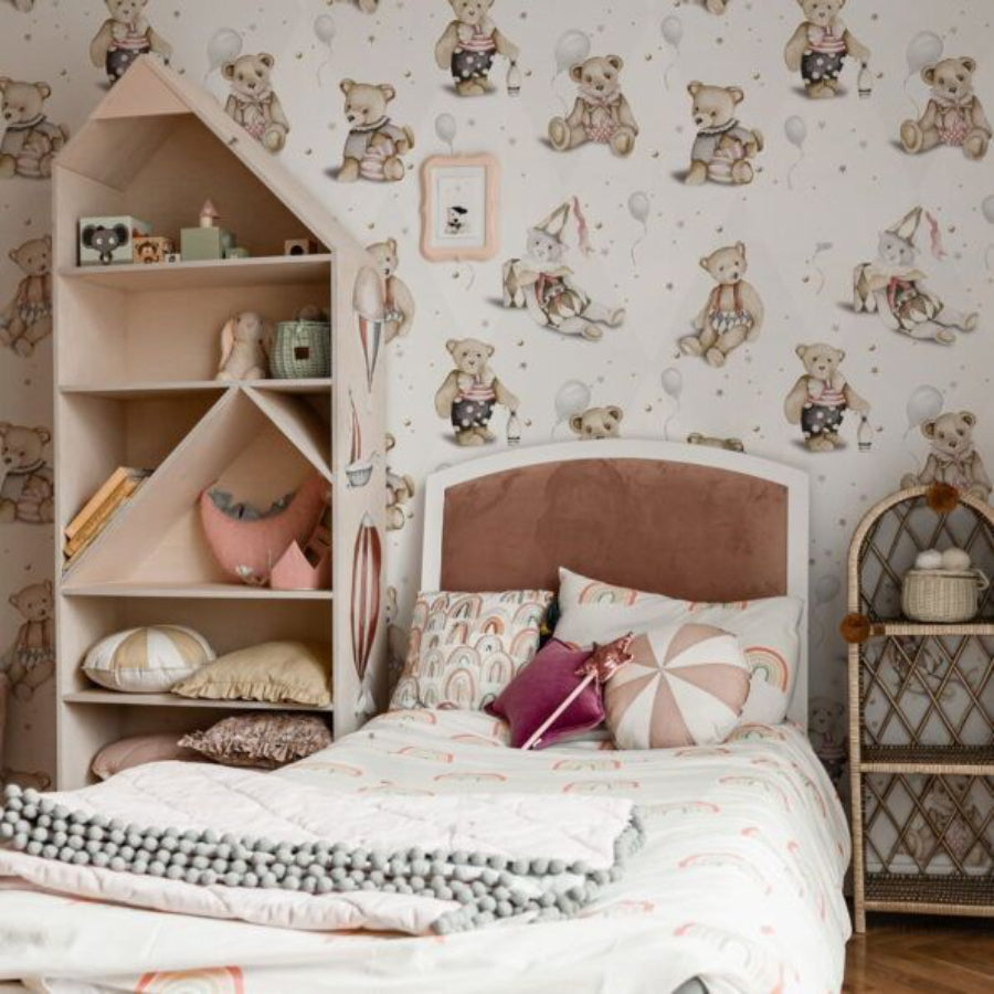 TEDDY Bear French / Toys From The Attic Wallpaper