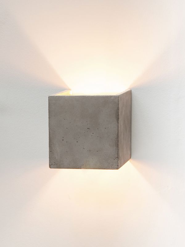 [B3] [B9] Cubic Wall Light