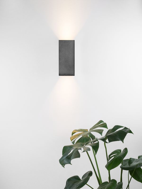 [B8] Rectangular Wall Light