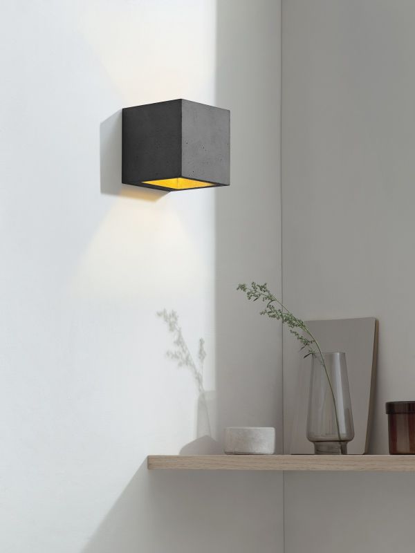 [B3] [B9] Cubic Wall Light