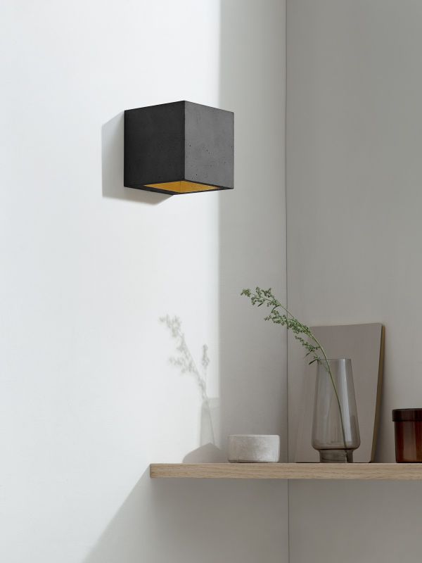 [B3] [B9] Cubic Wall Light