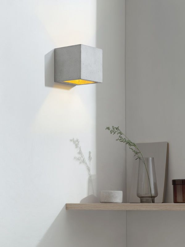 [B3] [B9] Cubic Wall Light