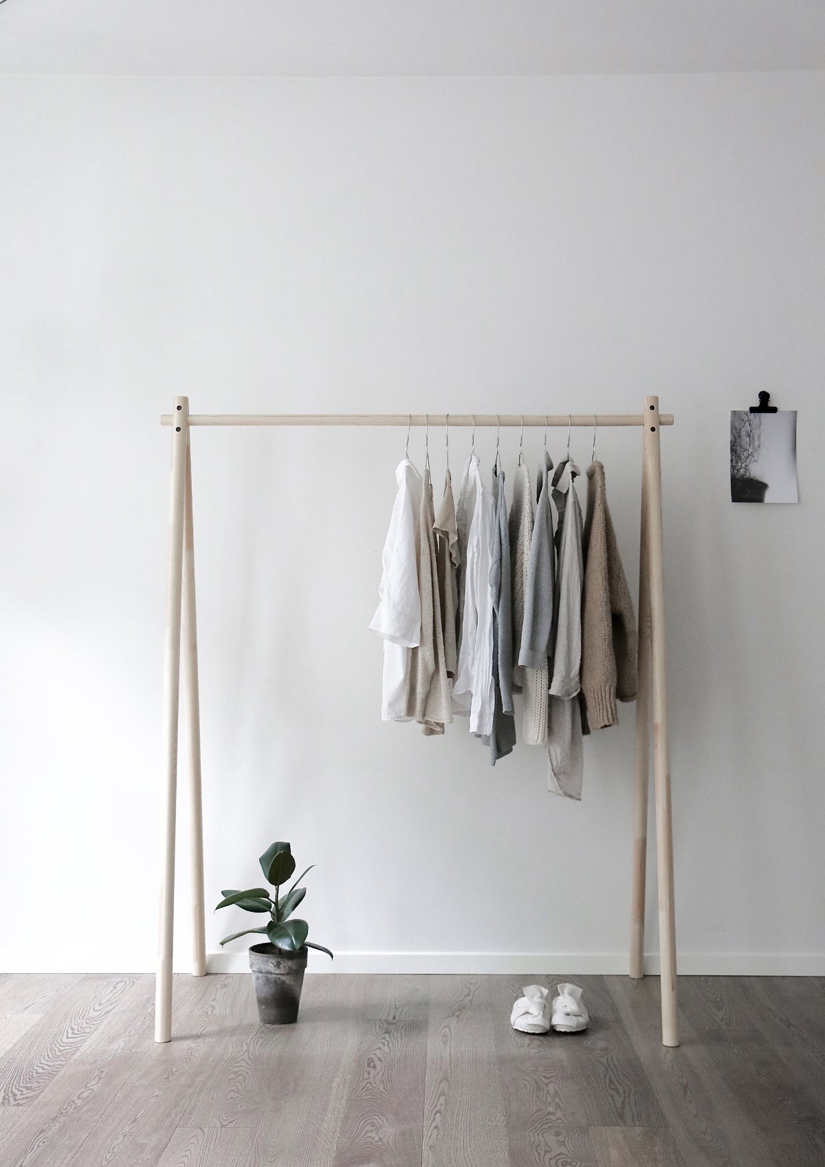 HONGI Clothes Hanger