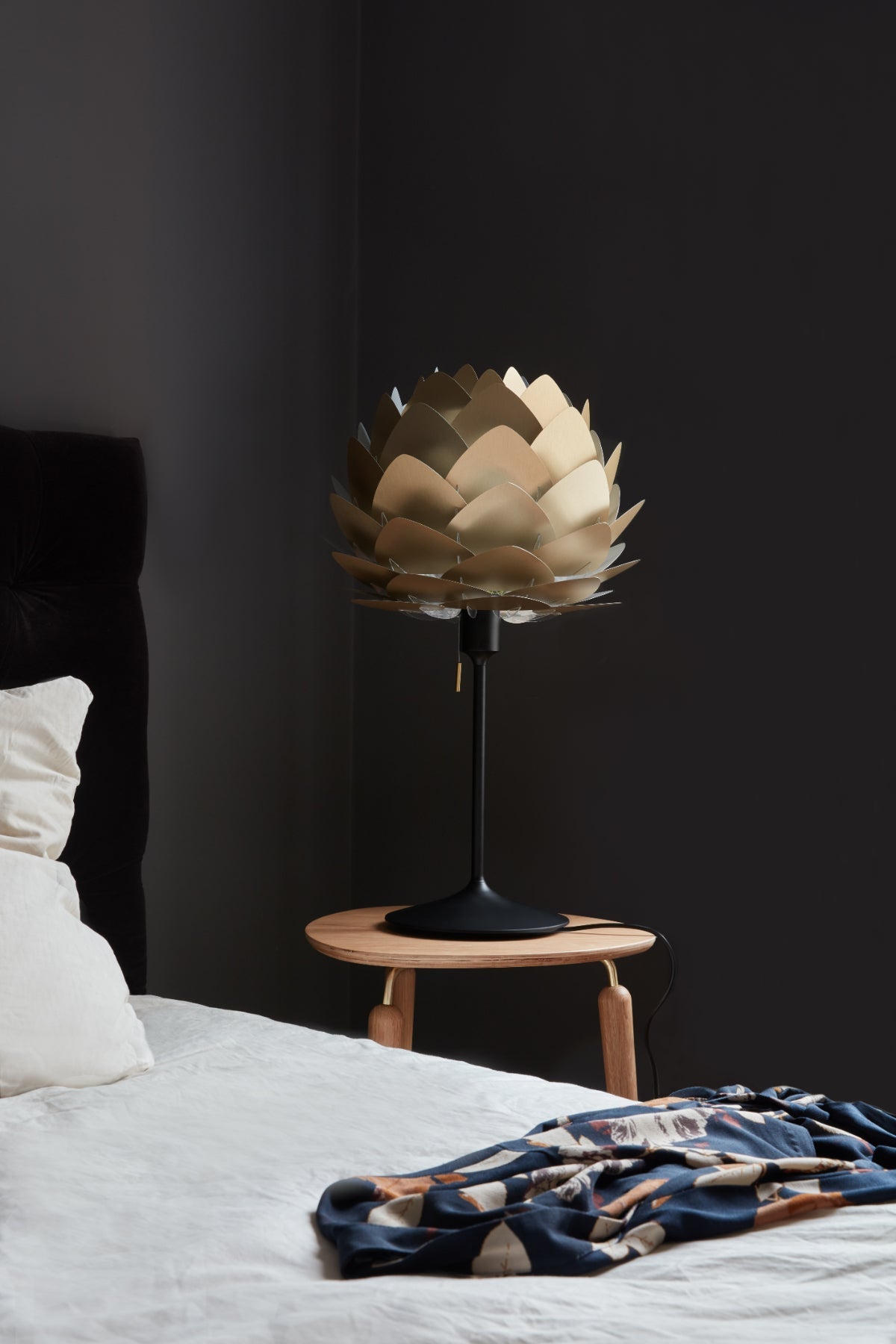 ALUVIA Brushed Brass Table Lamp