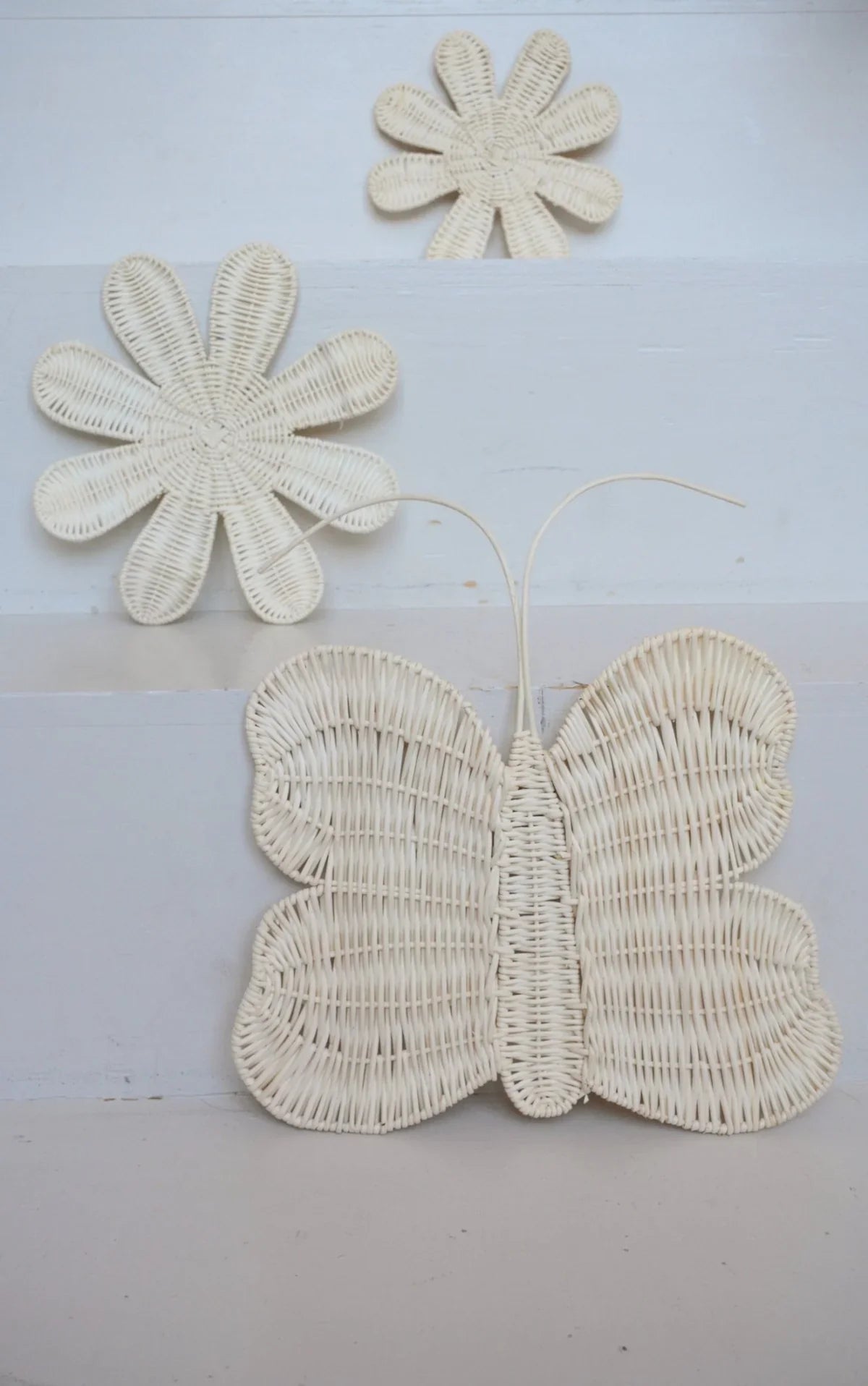 Decor pentru copii cu flori de ratan